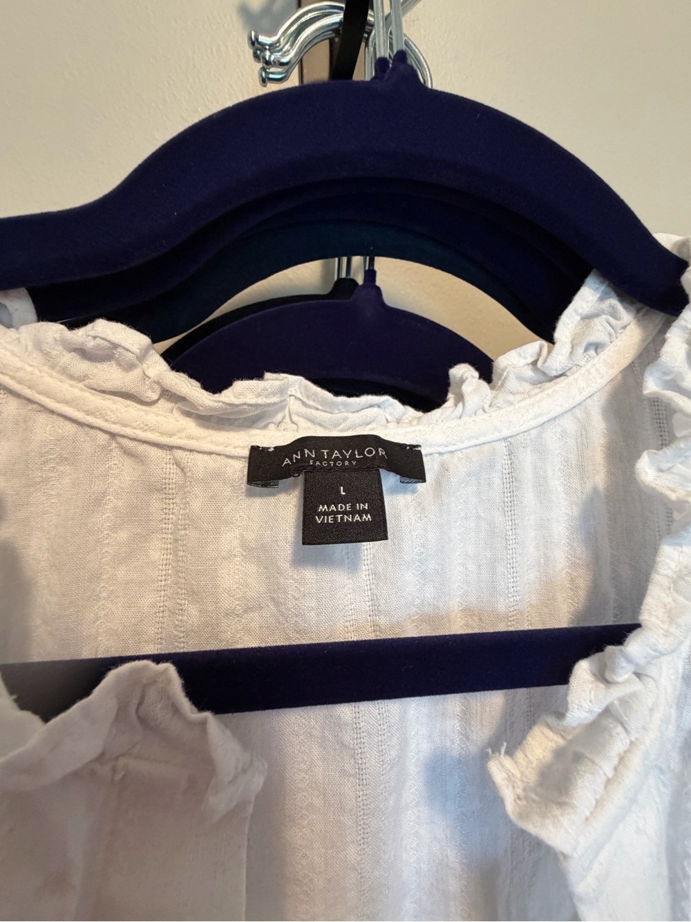 Ann Taylor White Ruffle-Trim V-Neck Flutter Sleeve Top - Picture 3 of 4
